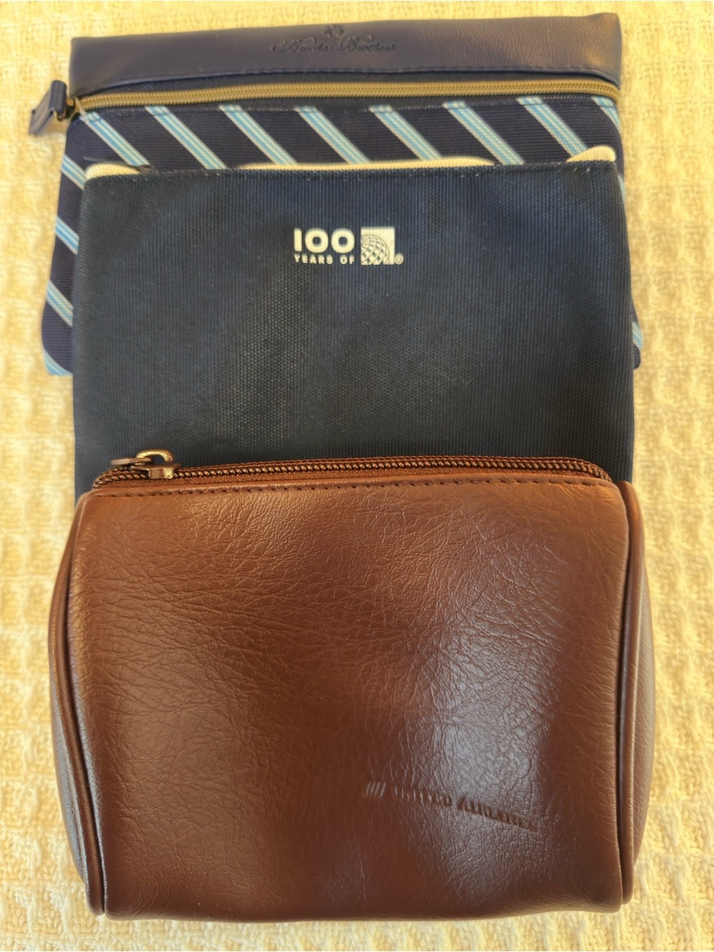 3 United Airlines Amenity Kit pouches